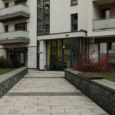 Nest Inn Stiletto Apartment Kluż-Napoka Zewnętrze zdjęcie