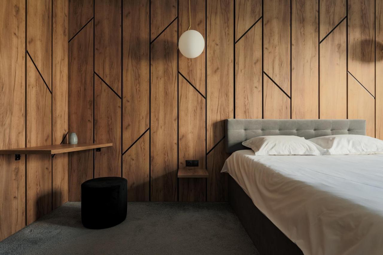 Nest Inn Stiletto Apartment Kluż-Napoka Zewnętrze zdjęcie