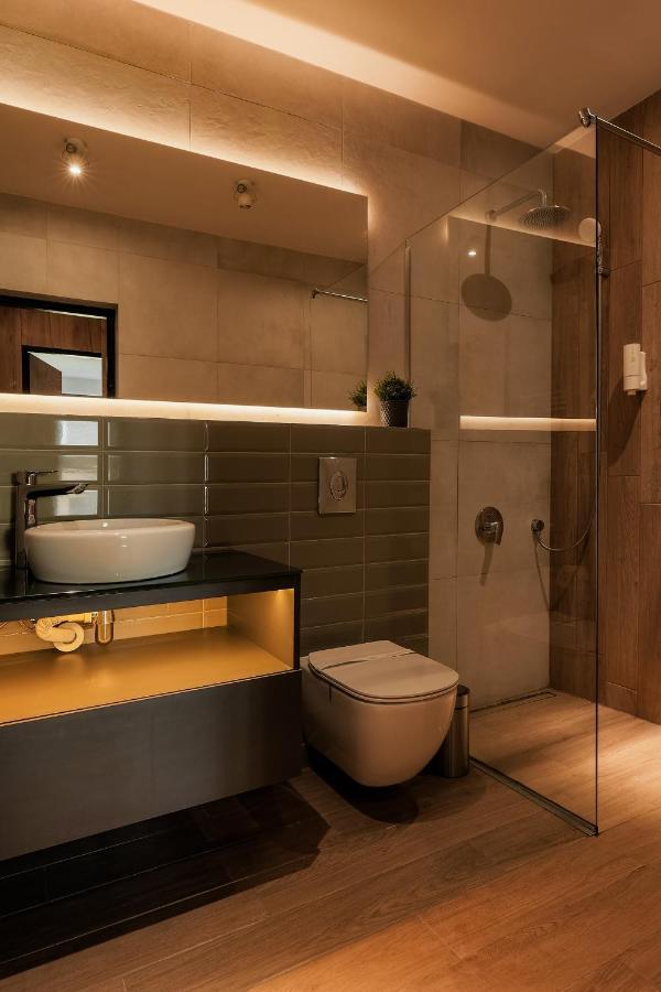 Nest Inn Stiletto Apartment Kluż-Napoka Zewnętrze zdjęcie